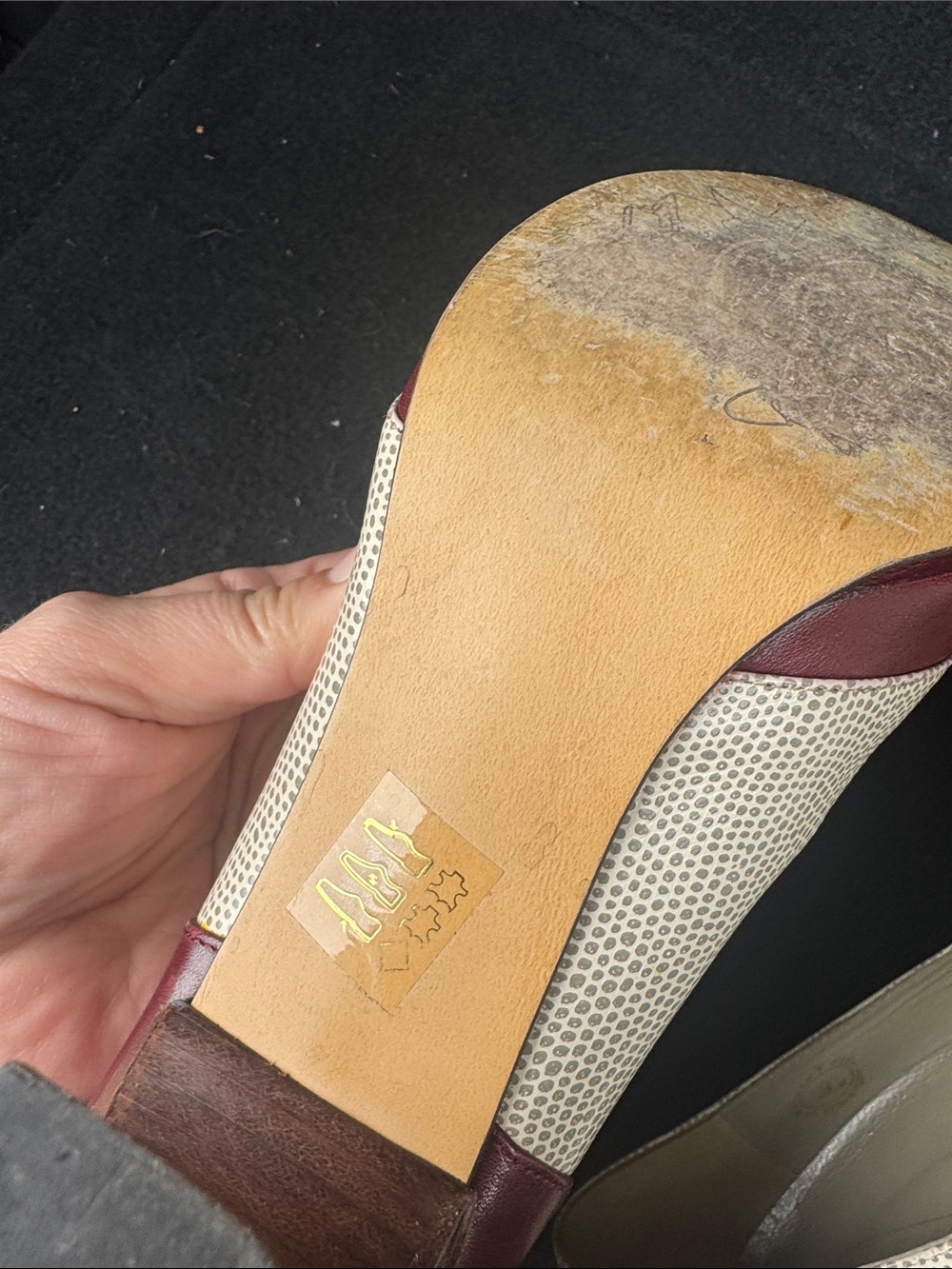 John Fluevog Sumatra Coffee Burgundy Off White Pumps Laces Pointed Shoes size 8 - Picture 7 of 9